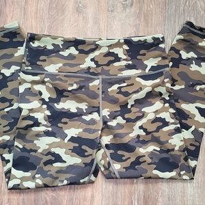 Zyia Light Green Camo Reflective Soft n Snug Mid-Rise 7/8 24"